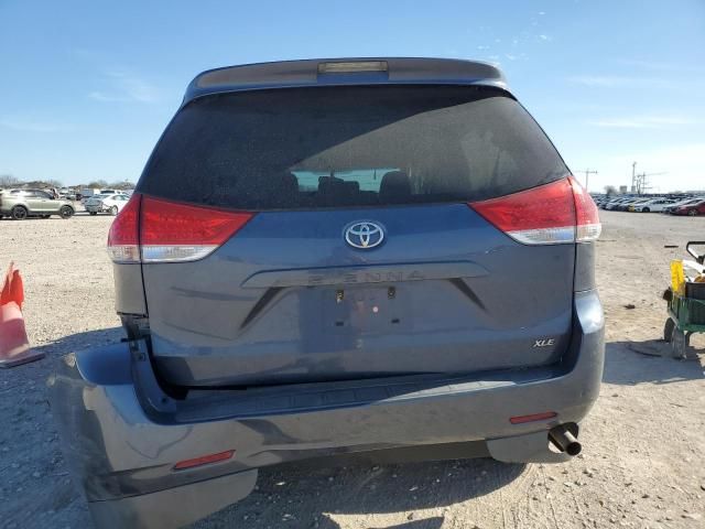 2014 Toyota Sienna XLE