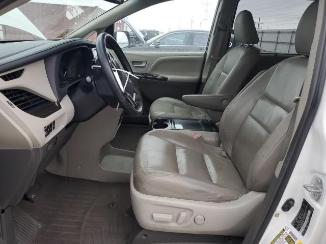 2015 Toyota Sienna XLE