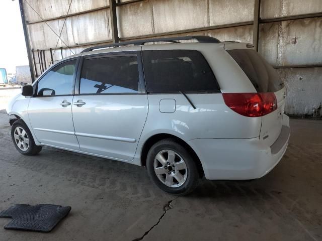 2008 Toyota Sienna XLE