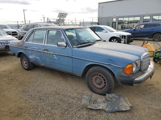 1984 Mercedes-Benz 300 DT