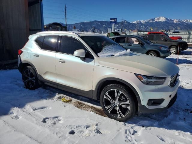 2022 Volvo XC40 T5 Inscription