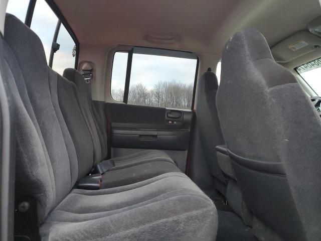 2004 Dodge Dakota Quad SLT