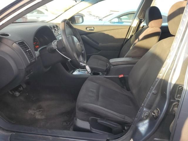 2010 Nissan Altima Base