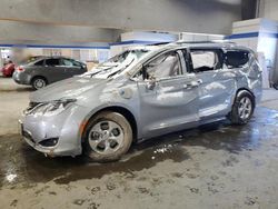 Chrysler Pacifica salvage cars for sale: 2018 Chrysler Pacifica Hybrid Limited