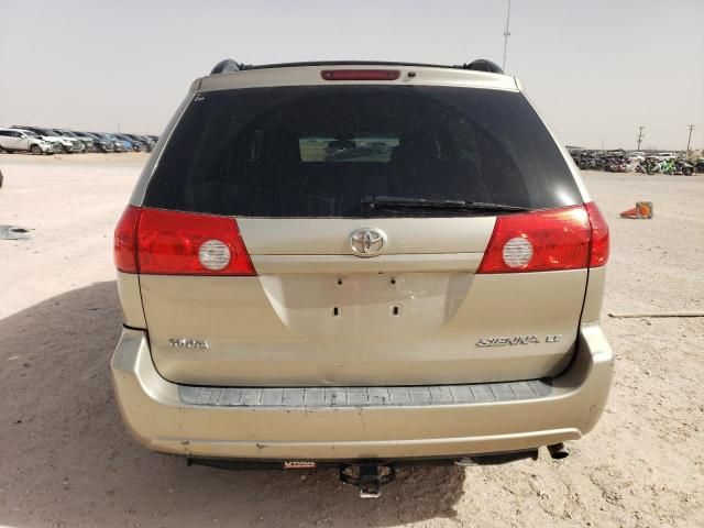 2010 Toyota Sienna CE