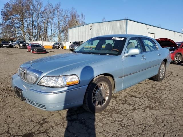 2008 Lincoln Town Car Signature Limited