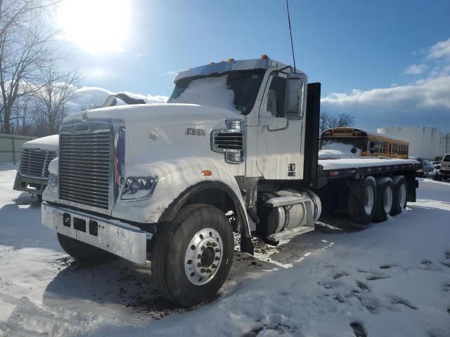 2018 Freightliner 122SD