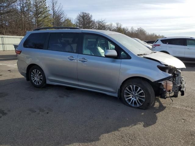 2019 Toyota Sienna XLE