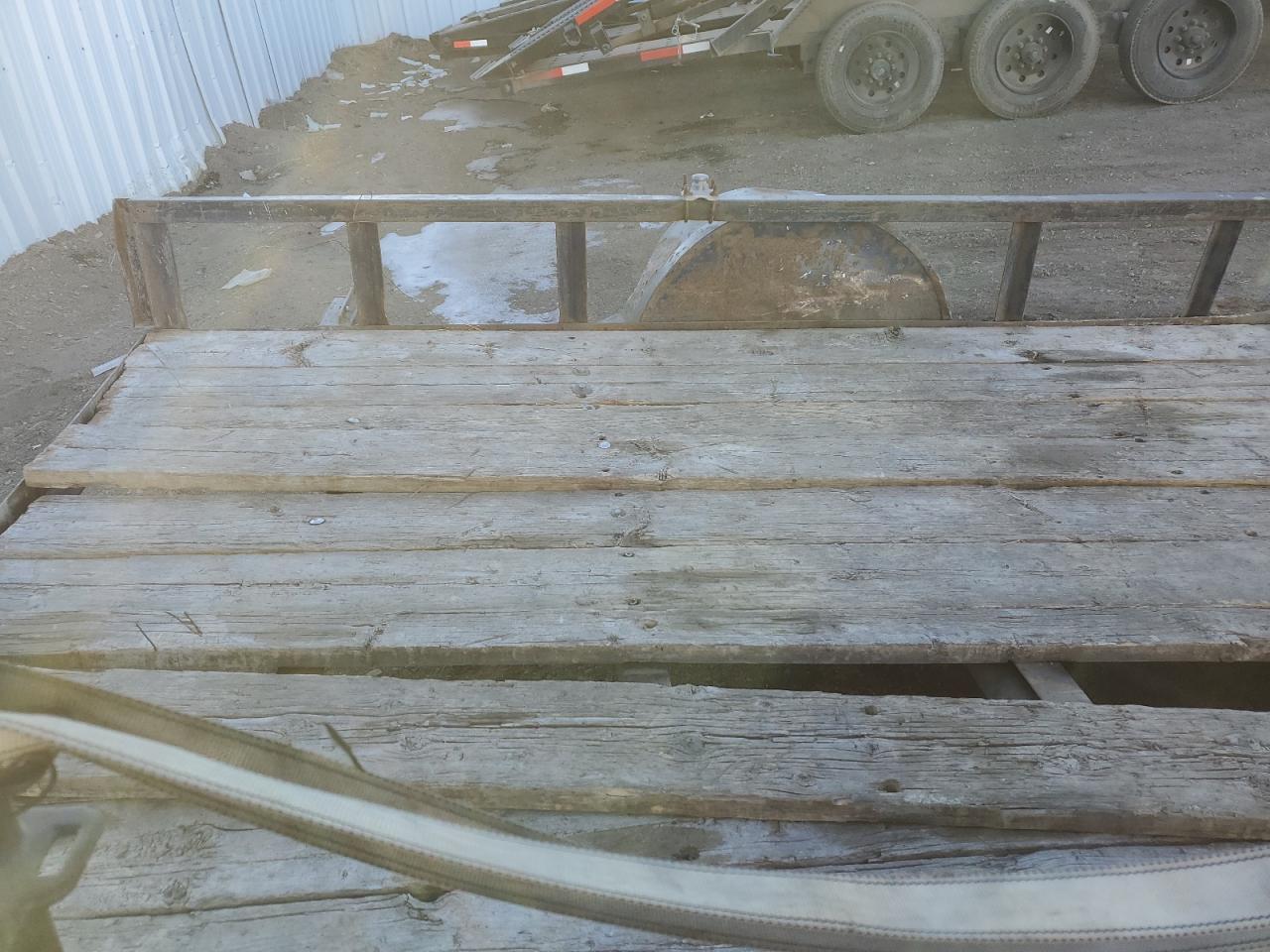 2000 PJ Utility Trailer