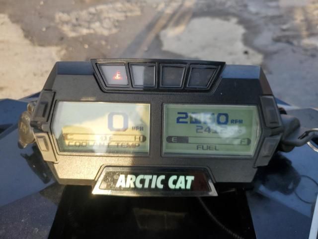 2020 Arctic Cat ZR8000