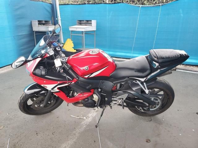 2004 Yamaha YZFR6 L