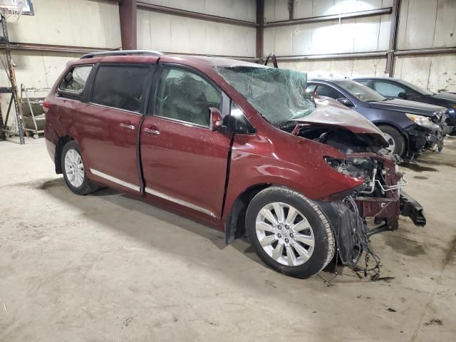 2013 Toyota Sienna XLE