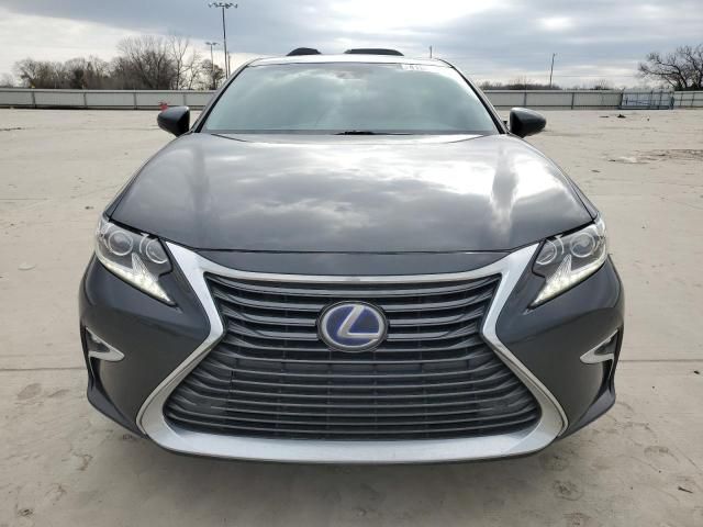 2018 Lexus ES 300H