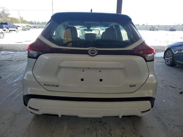 2021 Nissan Kicks SR