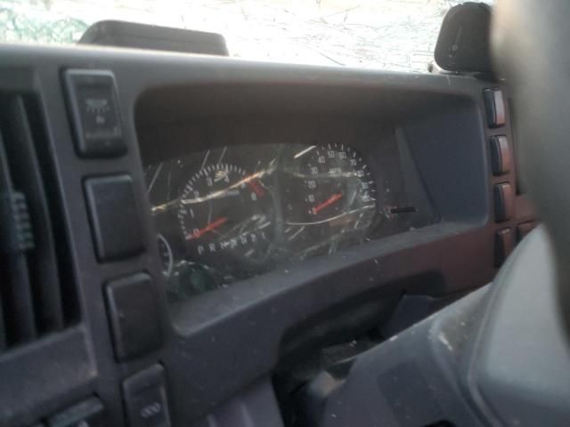 2019 Isuzu NPR HD