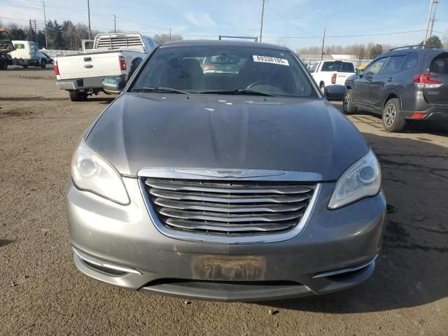 2013 Chrysler 200 Touring