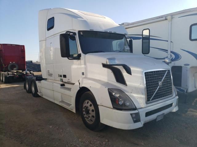 2012 Volvo VN VNL