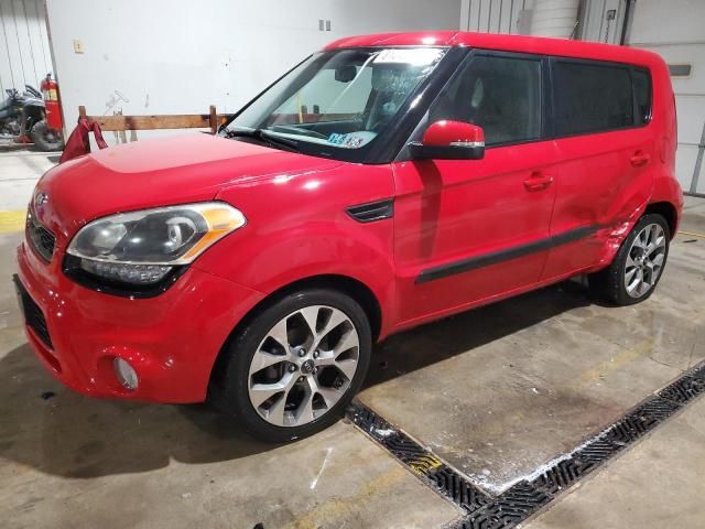 2013 KIA Soul +