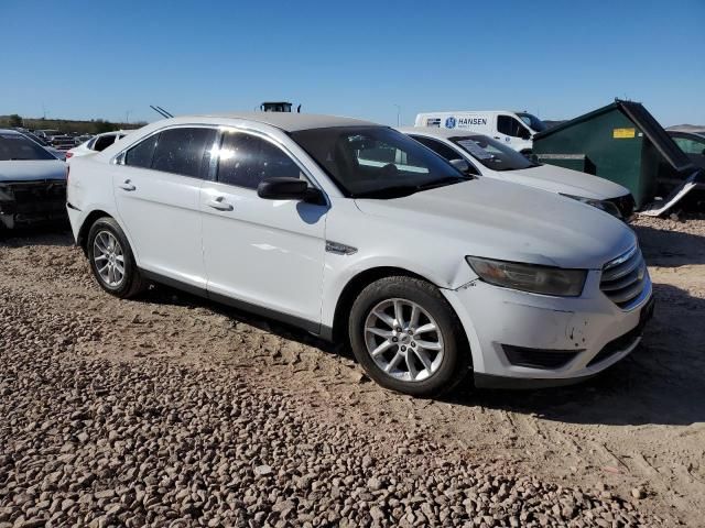 2014 Ford Taurus SE