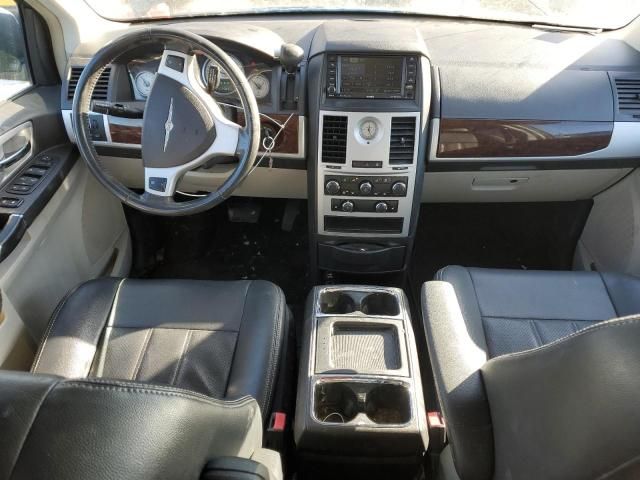 2010 Chrysler Town & Country Touring Plus