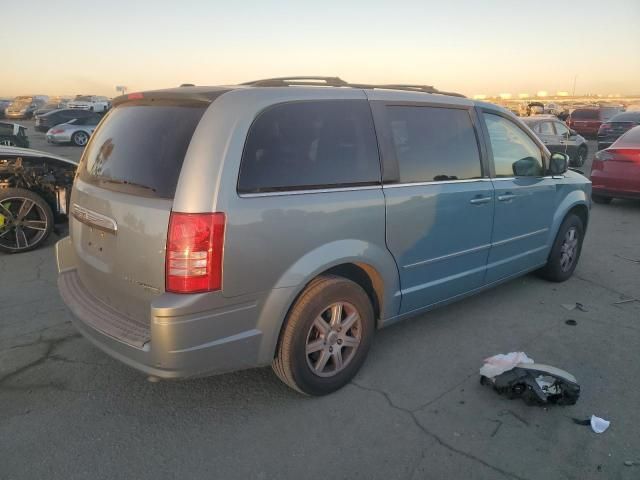 2010 Chrysler Town & Country Touring Plus