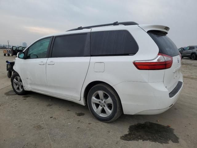 2015 Toyota Sienna LE