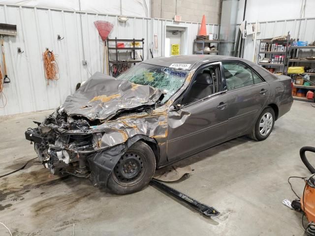 2005 Toyota Camry LE