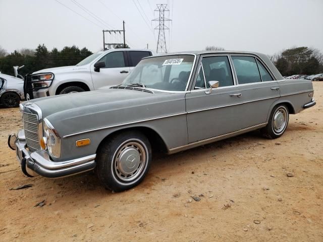 1971 Mercedes-Benz 280 SE