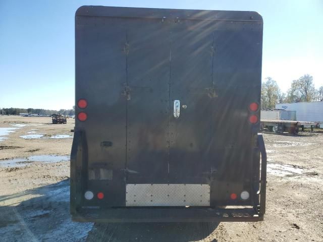 2009 Freightliner Chassis M Line WALK-IN Van