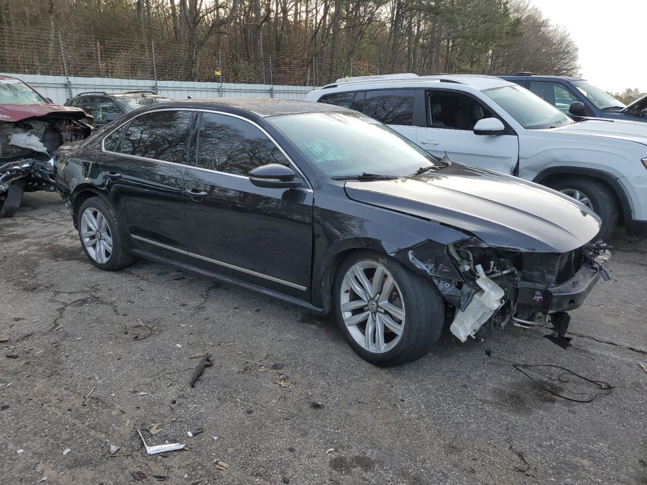 2017 Volkswagen Passat sel Premium