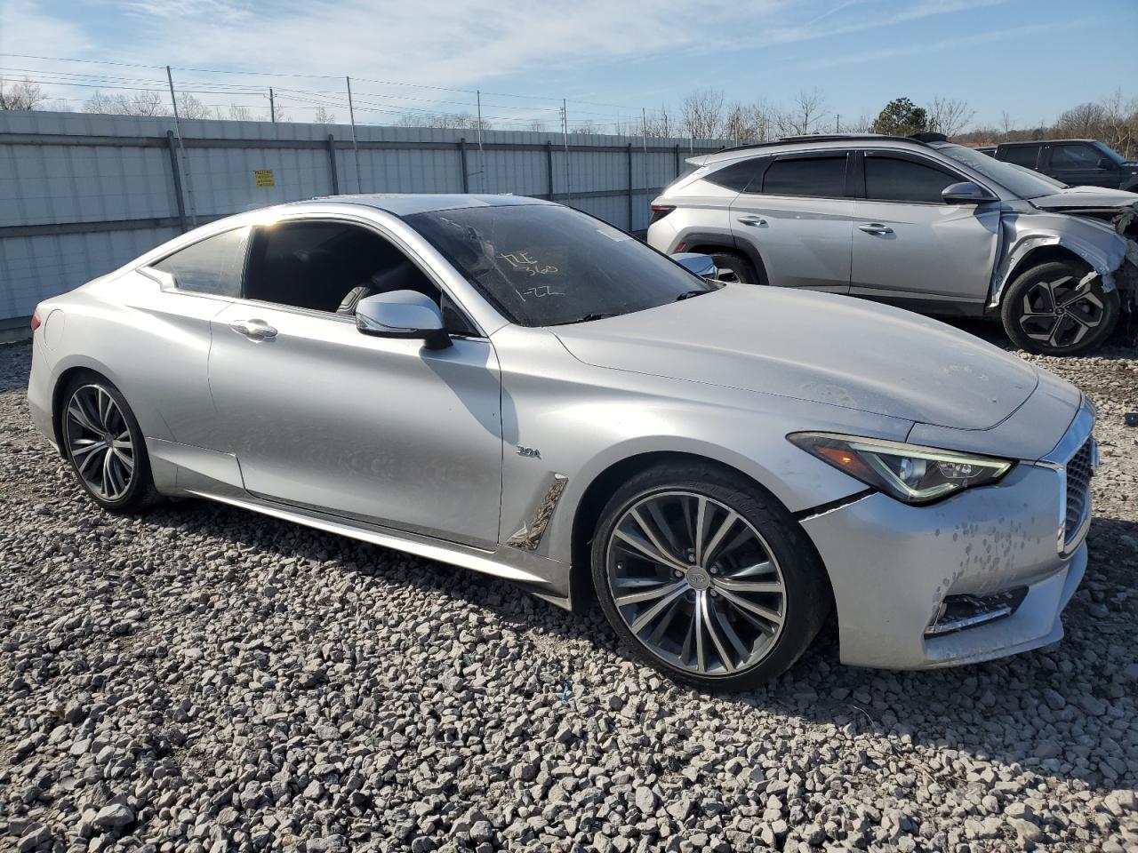 2017 Infiniti Q60 Premium
