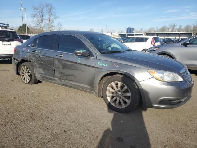 2013 Chrysler 200 Touring