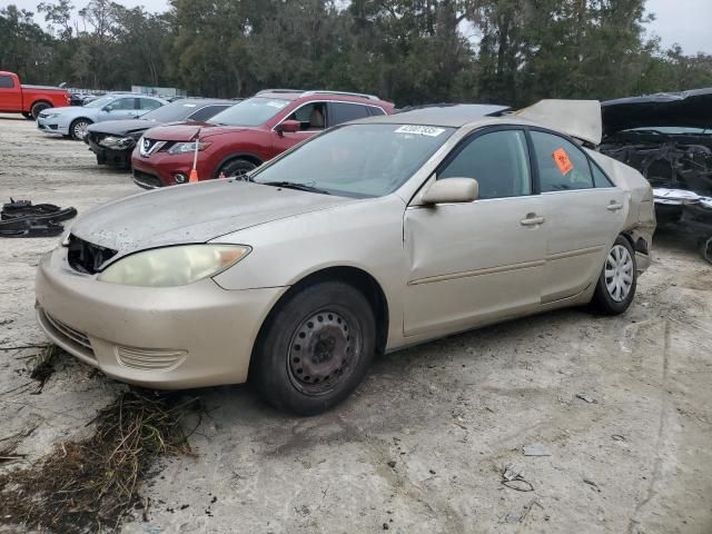 2005 Toyota Camry LE