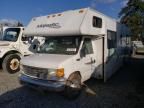 2004 Ford Econoline E450 Super Duty Cutaway Van
