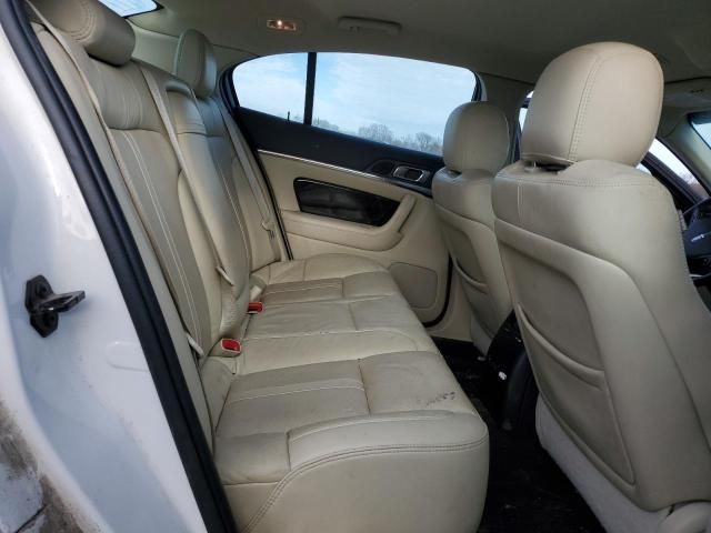 2015 Lincoln MKS
