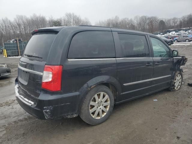 2013 Chrysler Town & Country Touring