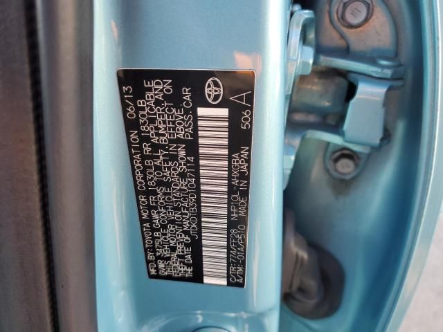 2013 Toyota Prius C