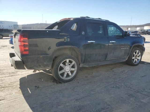 2013 Chevrolet Avalanche LT