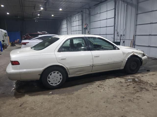 1999 Toyota Camry LE