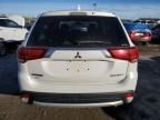 2017 Mitsubishi Outlander ES