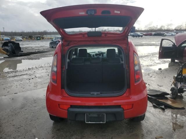 2010 KIA Soul +