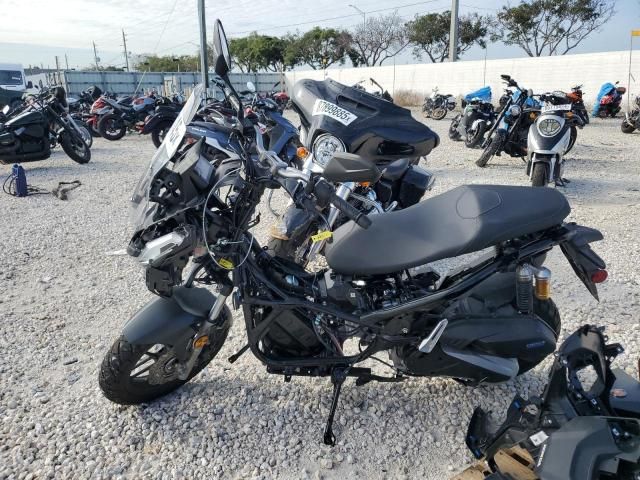 2025 Honda ADV160 A