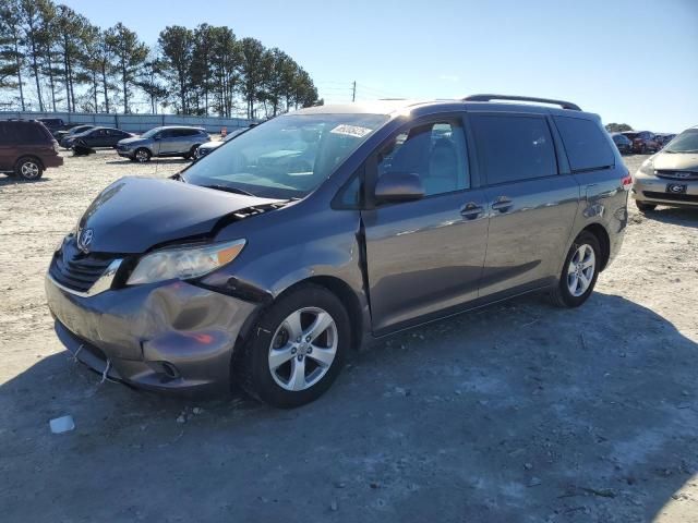 2011 Toyota Sienna LE