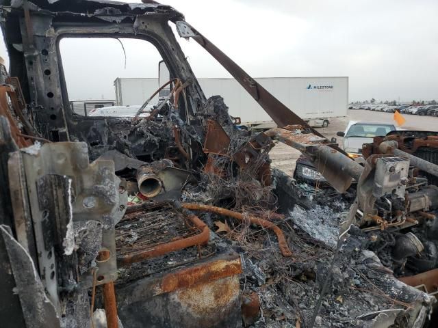 2020 Peterbilt 567