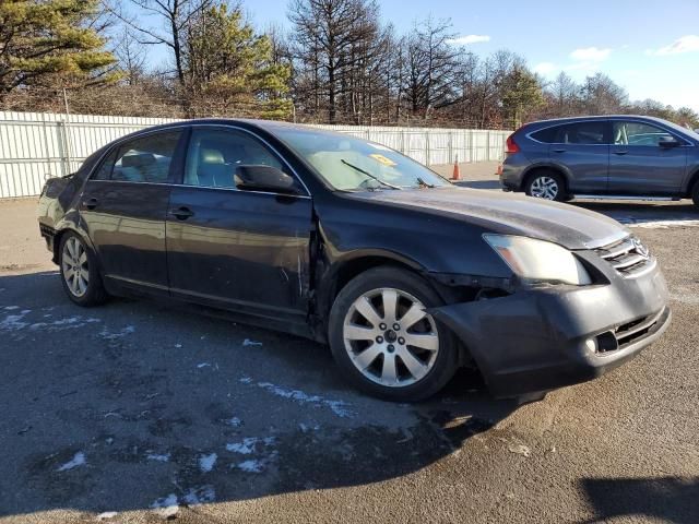 2005 Toyota Avalon XL