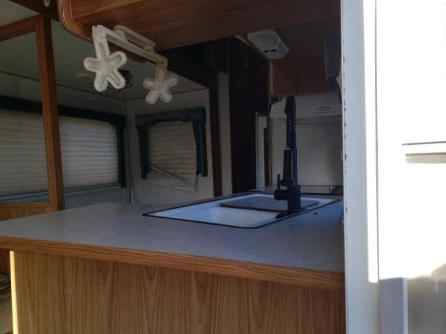 1998 Komfort Travel Trailer