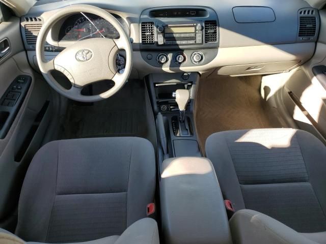 2005 Toyota Camry LE