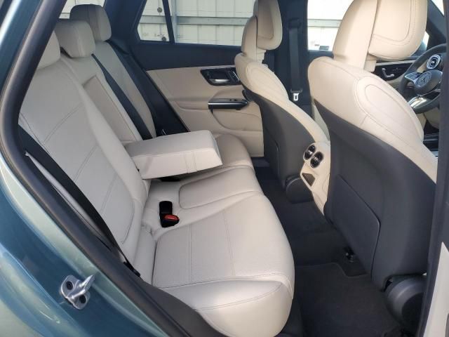 2025 Mercedes-Benz GLC 350E