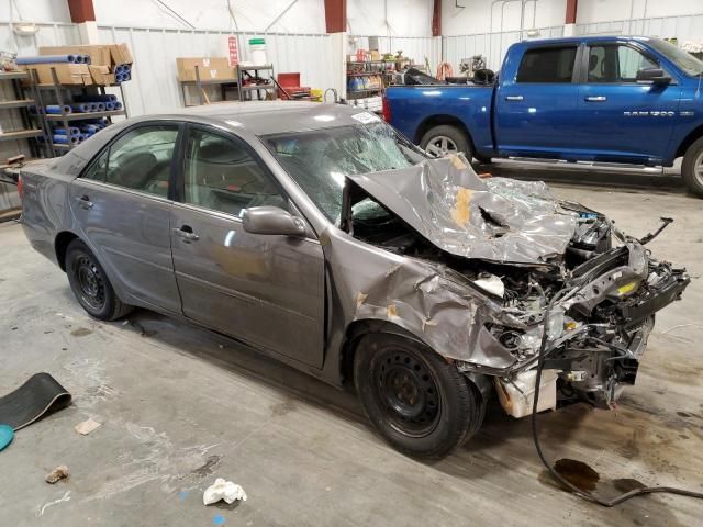 2005 Toyota Camry LE