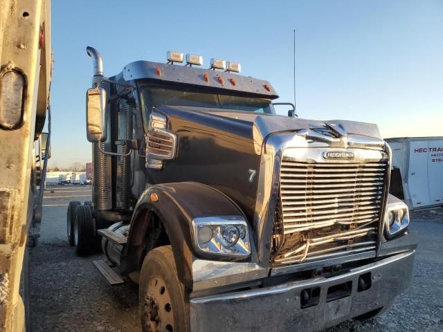 2016 Freightliner 122SD